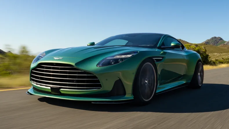 Aston Martin Db12 2023