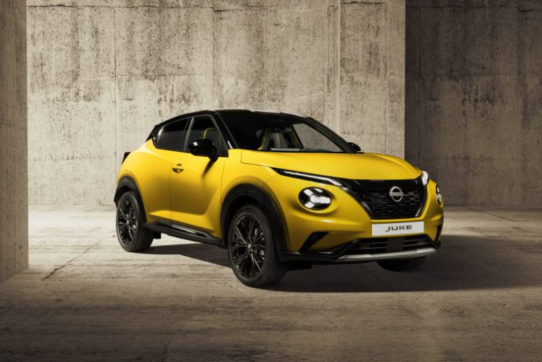 Juke Mc 2024 – Exterior Iconic Yellow Body Color – N Sport – Angled View (j9qceqo)