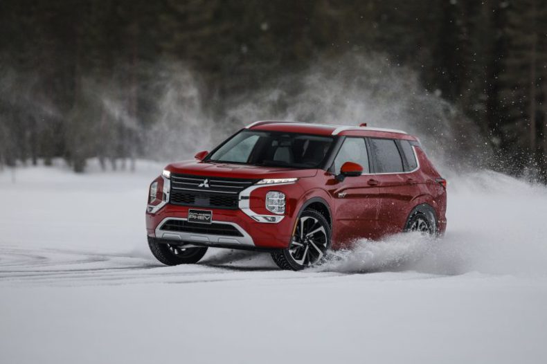 Outlander Phev (2)