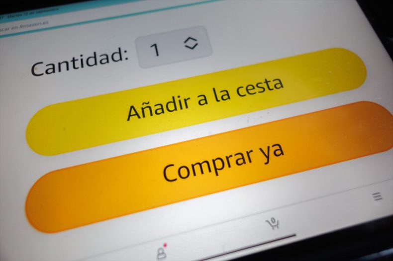 Europapress 5434429 Dos Opciones Compra Web Amazon 12 Septiembre 2023 Madrid Espana Subida