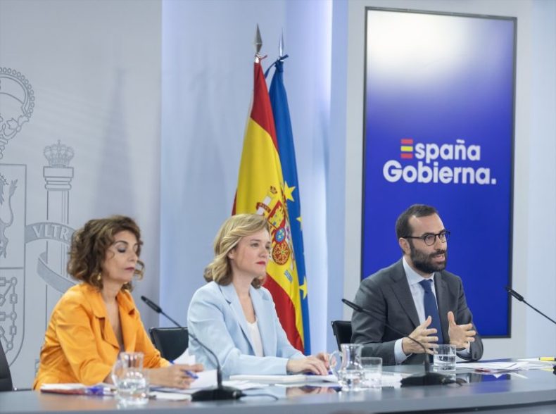 Europapress 6091893 I D Vicepresidenta Primera Ministra Hacienda Maria Jesus Montero Ministra