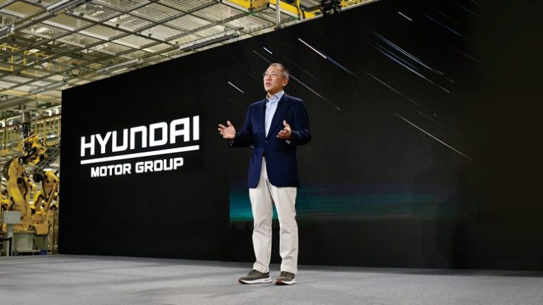 (image 1) Hyundai Motor Group Executive Chair Euisun Chung