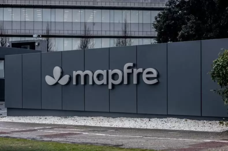 Europapress 7253806 Nueva Imagen Mapfre Implantada Fachadas Oficinas Centrales Aseguradora