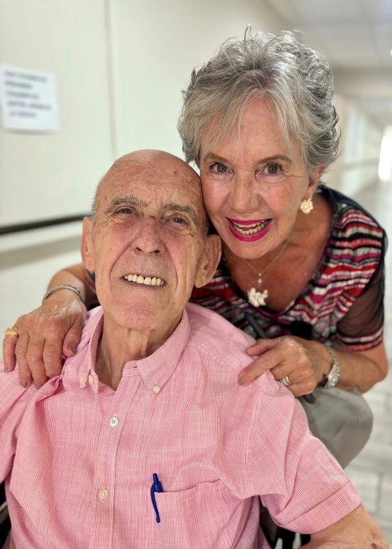 Maite Y Jose En La Residencia Bouco El Limonar