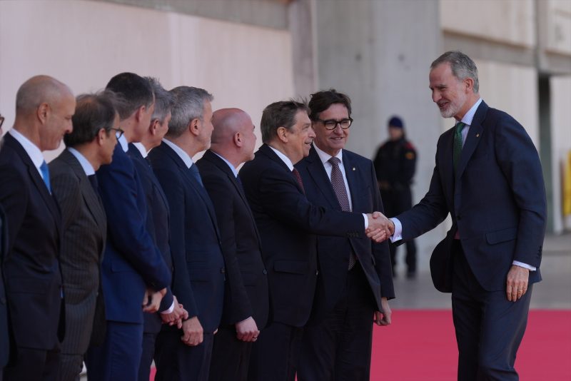 Europapress 7388925 Rey Felipe Vi Ministro Agricultura Pesca Alimentacion Luis Planas