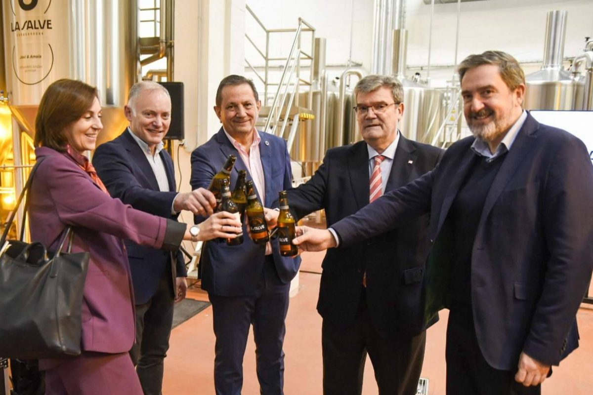 Img 41b22c851a36e13598ee7a42444498c