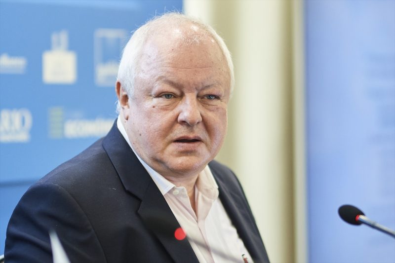 Europapress 5421477 Director Ejecutivo Fundacion Estudios Economia Aplicada Fedea Angel Fuente