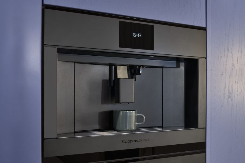 Cafetera Automatica De Integracion Mattblack De Kuppersbusch Presentada A Los Premios Casa Decor
