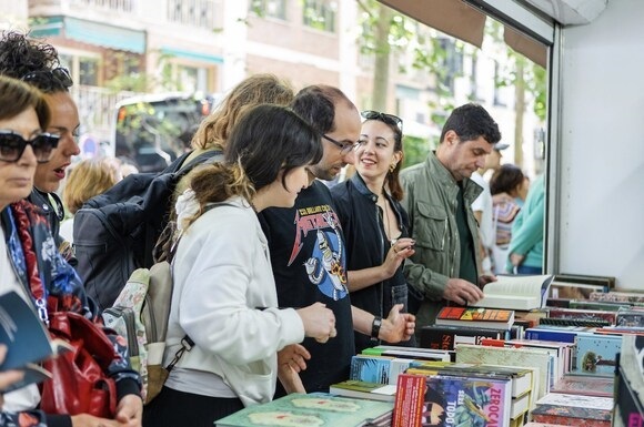 Granada. La 44 Feria Del Libro Cierra Con Casi