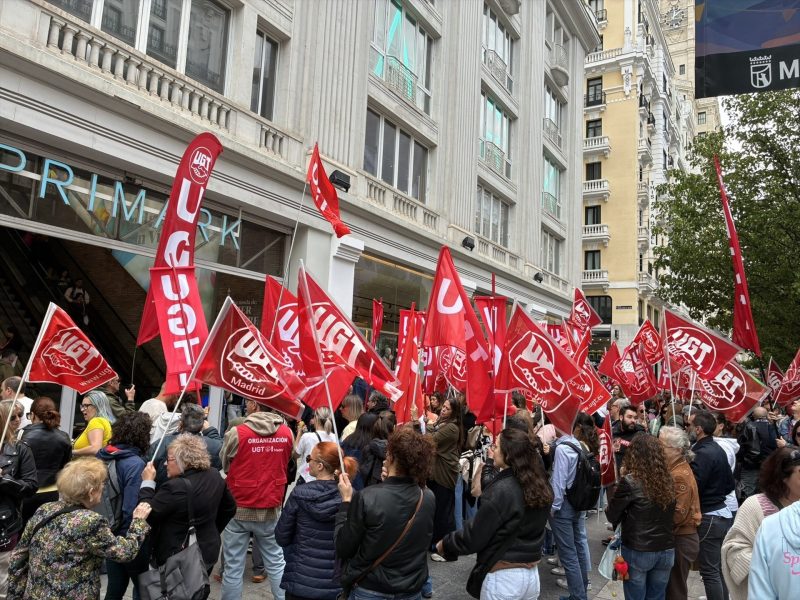 Europapress 7515160 Convocatoria Trabajadores Textil Contra Convenio Arte