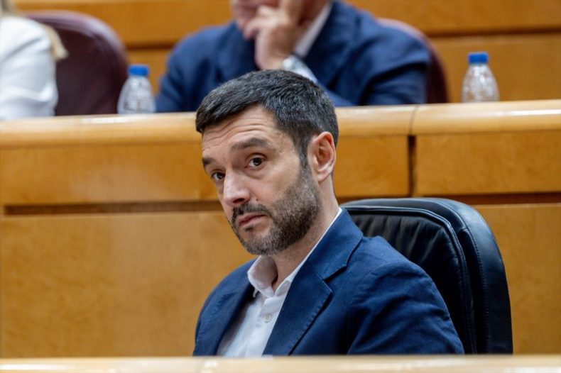 Europapress 7518100 Ministro Derechos Sociales Consumo Agenda 2030 Pablo Bustinduy Sesion