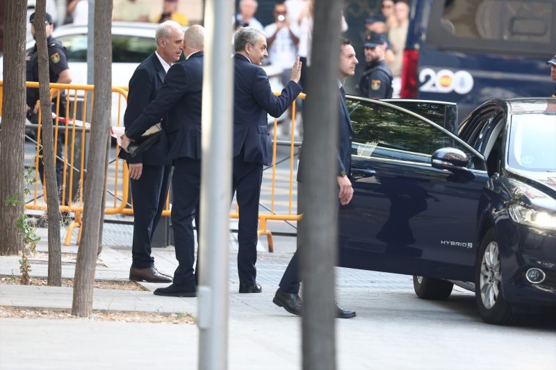 Europapress 7602693 Expresidente Gobierno Jose Luis Rodriguez Zapatero Llegada Audiencia