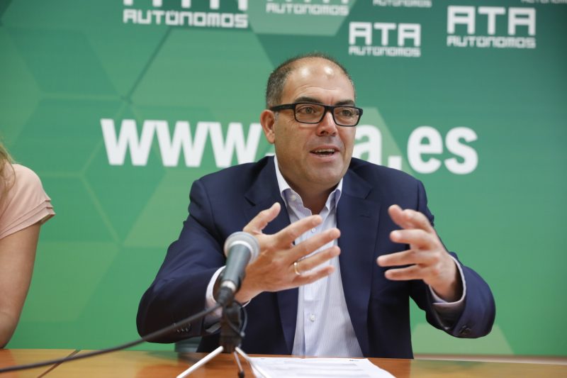 Europapress 1680822 Presidente Ata Lorenzo Amor Presenta Rueda Prensa Madrid Informe Habitos