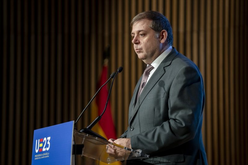 Europapress 5594511 Presidente Correos Juan Manuel Serrano Presenta Sello Correos Ue