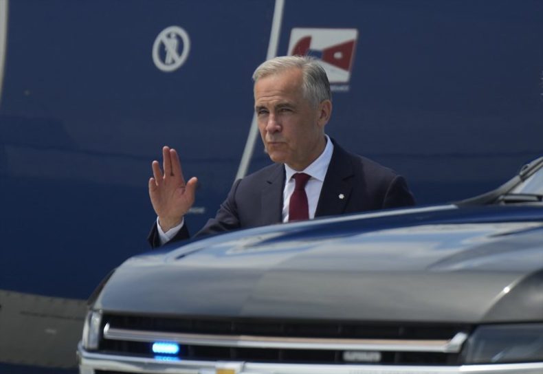 Europapress 7650175 06 July 2026 Canada Ottawa Canadas Prime Minister Mark Carney Waves As He