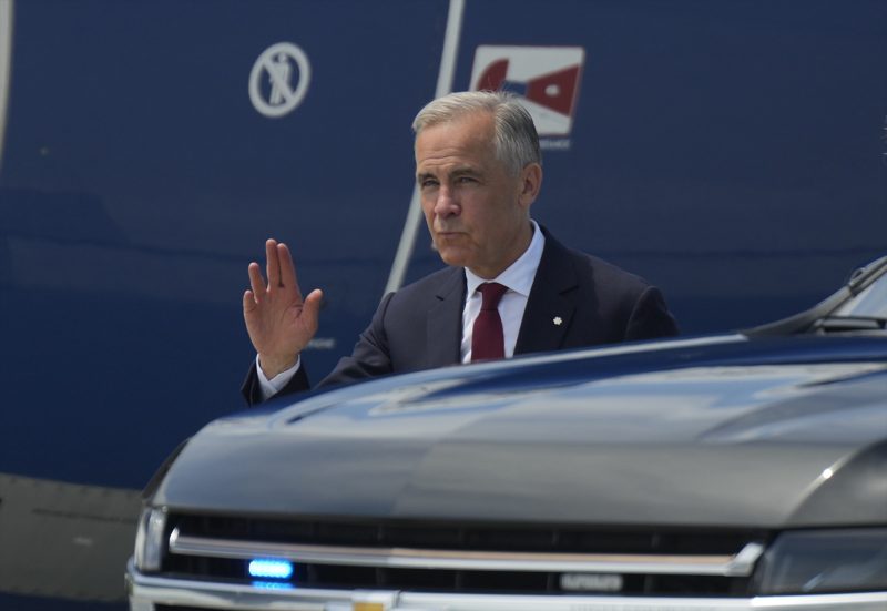 Europapress 7650175 06 July 2026 Canada Ottawa Canadas Prime Minister Mark Carney Waves As He