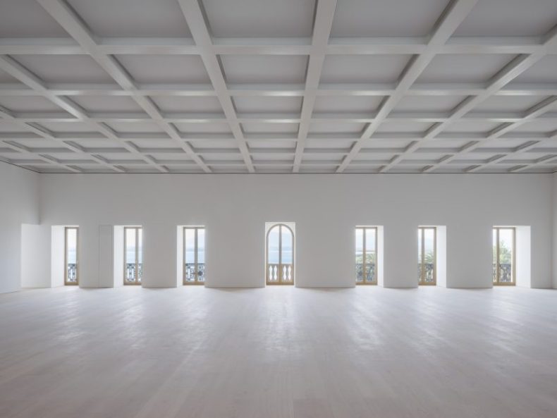 Interior Faro Santander