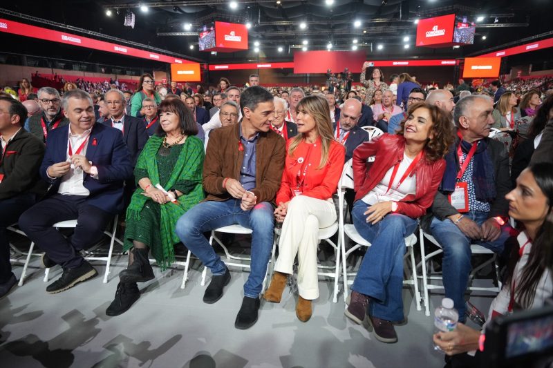 Europapress 6379964 Presidente Gobierno Pedro Sanchez 3i Esposa Begona Gomez 3d Clausura