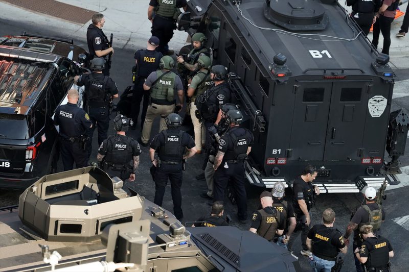 Europapress 7746045 September 2026 Law Enforcement Converge On Building Where Multiple People