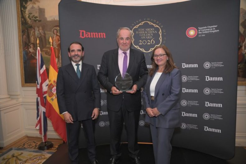 Europapress 7795493 Demetrio Carceller Arce Recibiendo Galardon