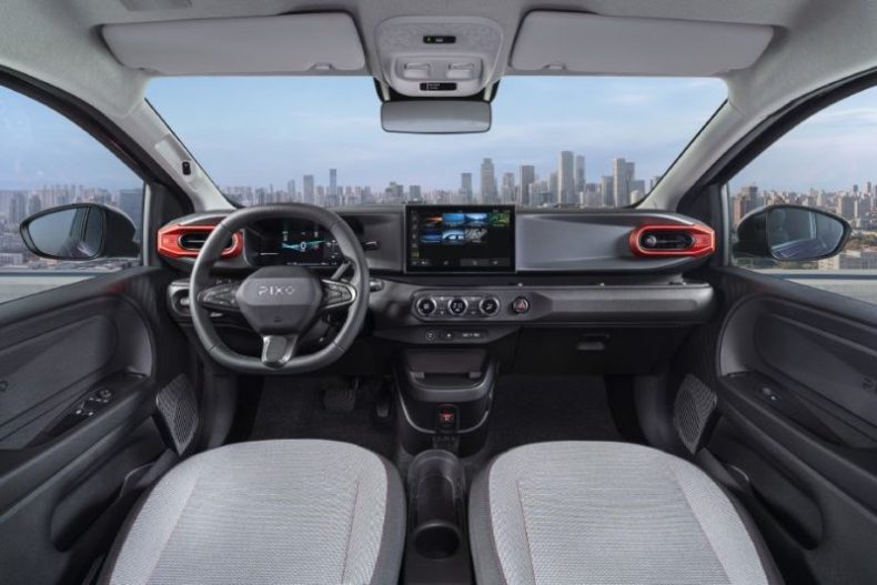 Nissan Pixo